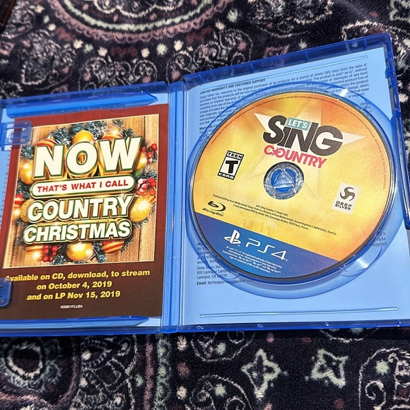 Lets sing country ps4 game - Picture 2 of 2